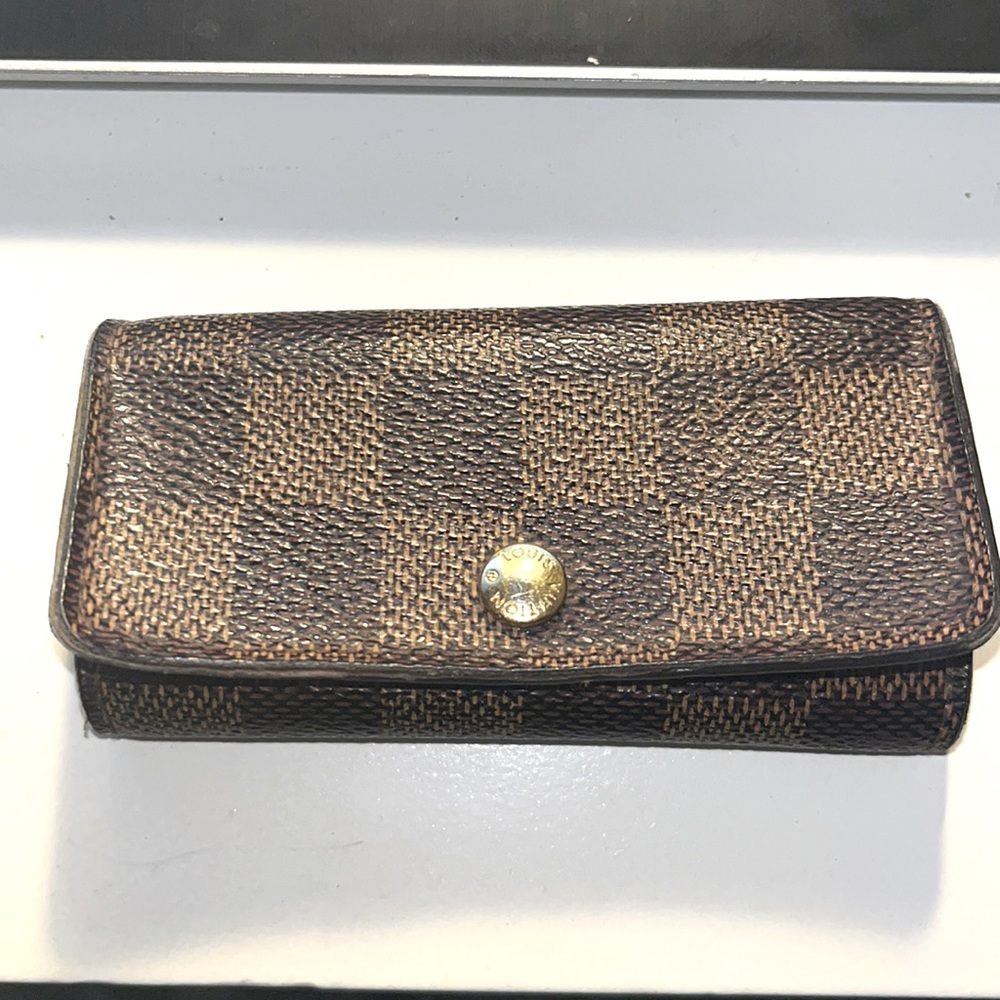 Authentic vintage LV Keychain holder.